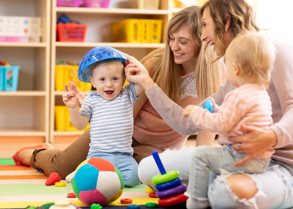 Emotional and social development of children from 12 to 24 months