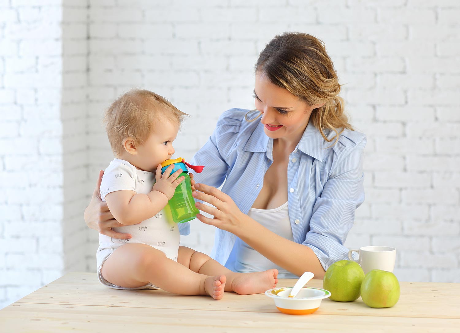 Is it and when is it recommended to give juice to babies